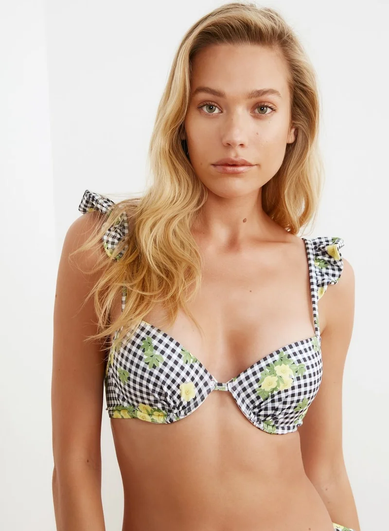 trendyol Ruffle Detail Plaid Bikini Top