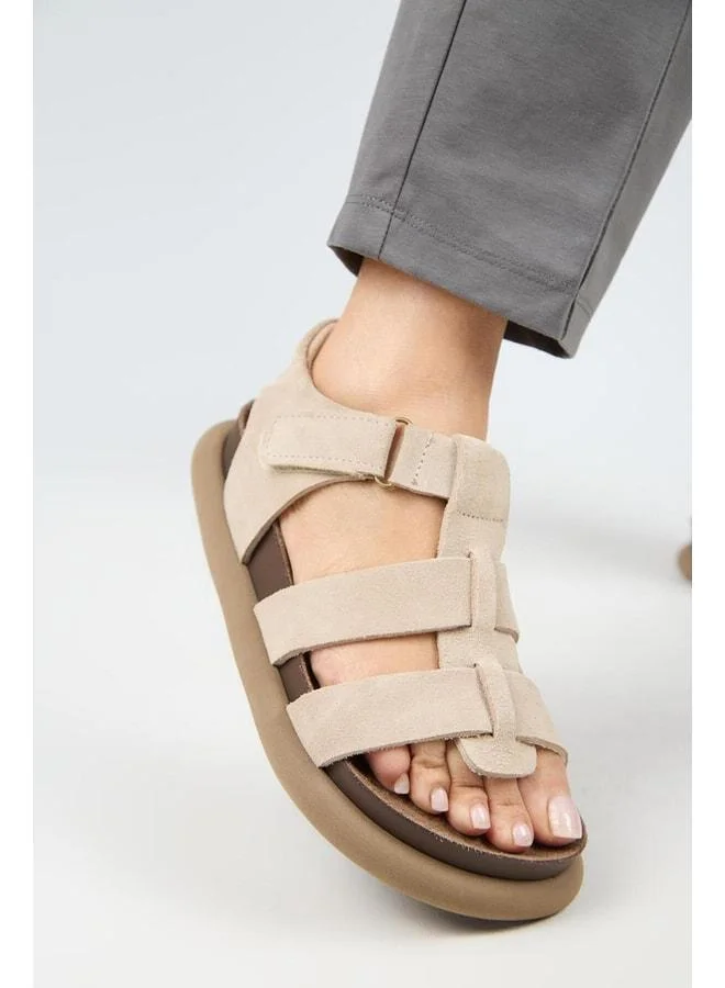 Capra Women's Genuine Leather Strap strap Beige Sandal.