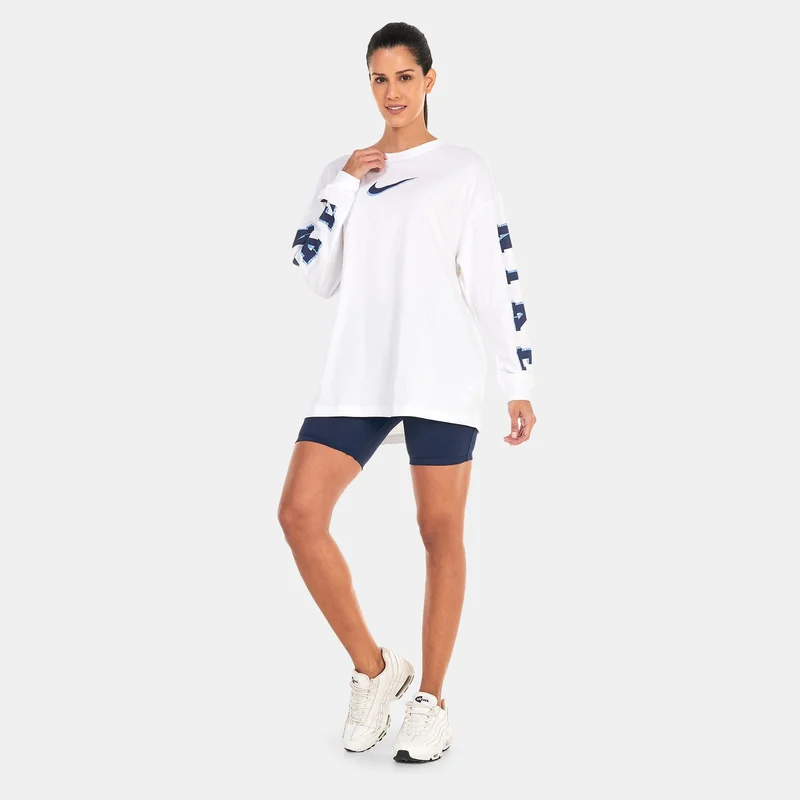 Nike Women's Sportswear Long Sleeves T-Shirt