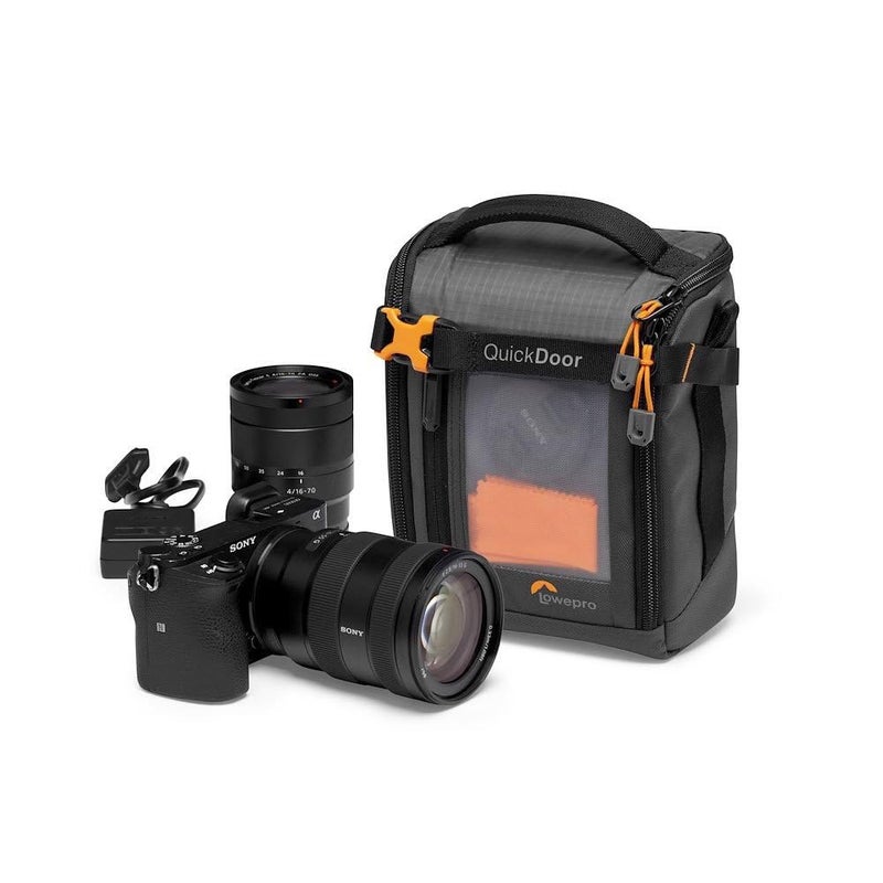 Lowepro حقيبة كاميرا لوبروا جير أب كرييتور بوكس ميديم II، لحمل الكاميرات المرآة و DSLR، حقيبة كاميرا مع وصول سريع، مصنوعة من قماش معاد تدويره، مع فواصل داخلية مبطنة باللون البرتقالي، رمادي - Image 2