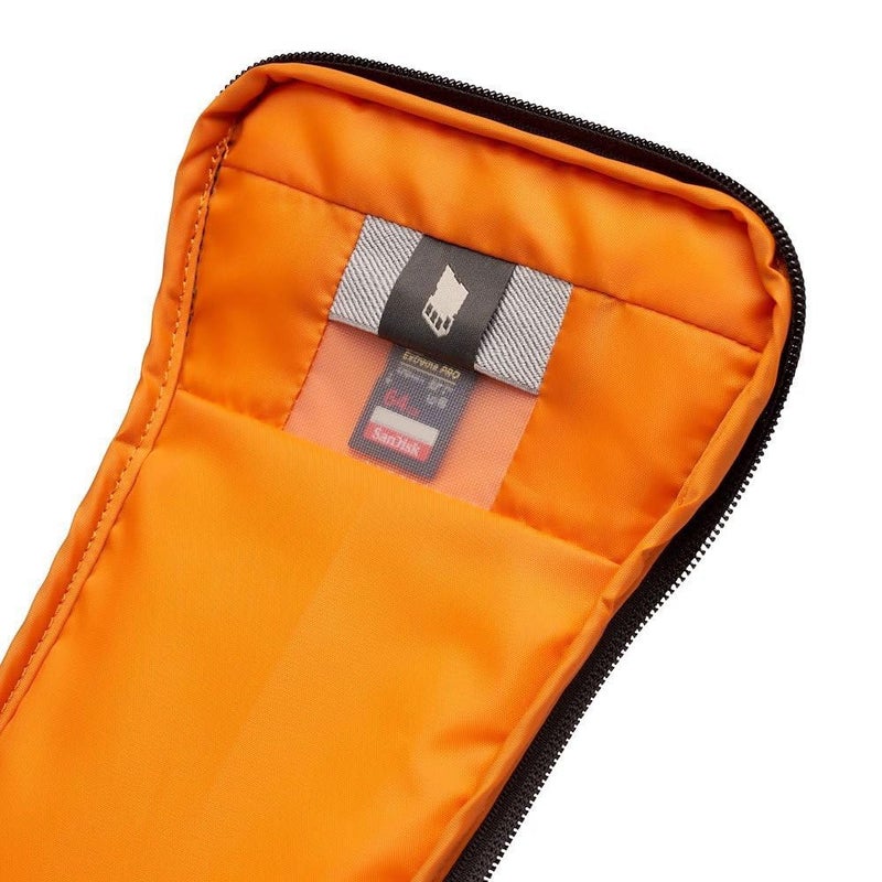 Lowepro حقيبة كاميرا لوبروا جير أب كرييتور بوكس ميديم II، لحمل الكاميرات المرآة و DSLR، حقيبة كاميرا مع وصول سريع، مصنوعة من قماش معاد تدويره، مع فواصل داخلية مبطنة باللون البرتقالي، رمادي - Image 4