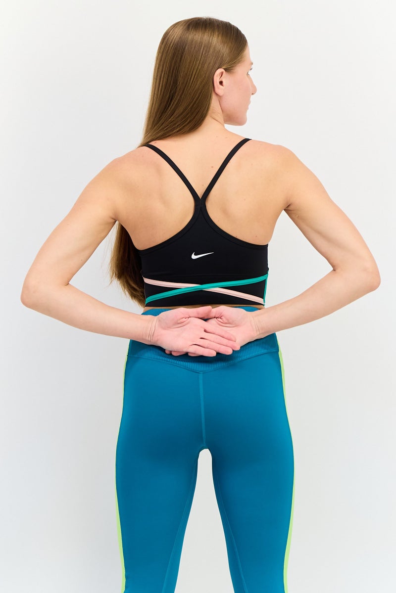 Nike حمالة صدر رياضية مبطنة بشعار العلامة التجارية للنساء، سوداء - Image 2