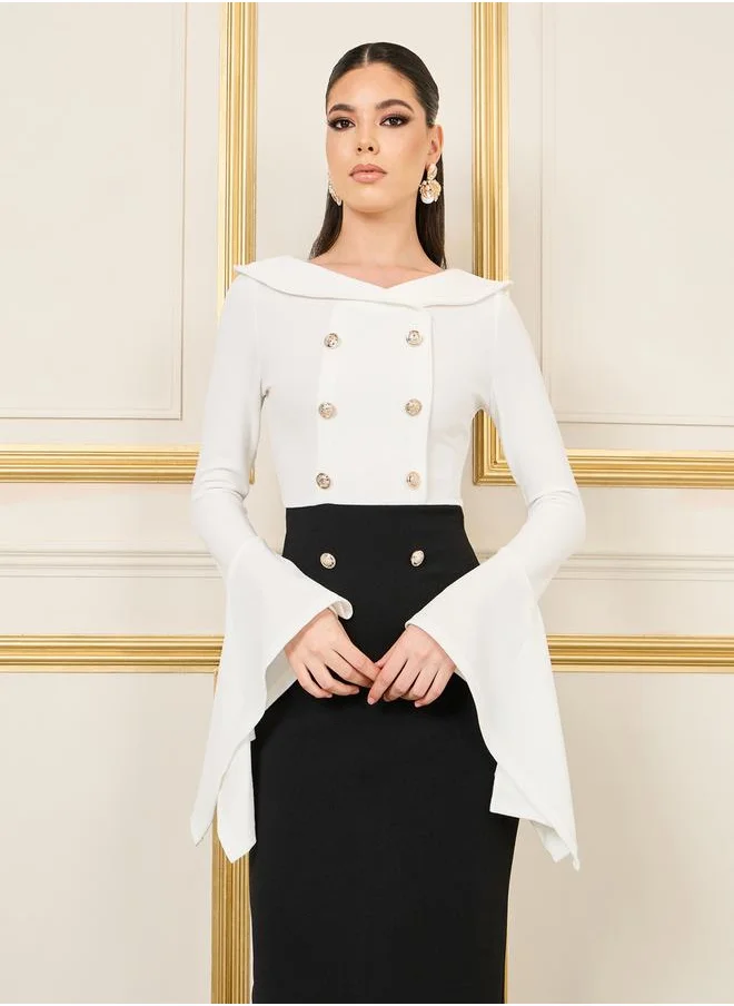 Styli Button Detail Bell Sleeves Bodycon Maxi Dress