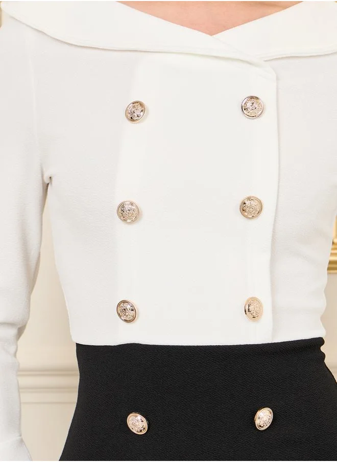 Styli Button Detail Bell Sleeves Bodycon Maxi Dress
