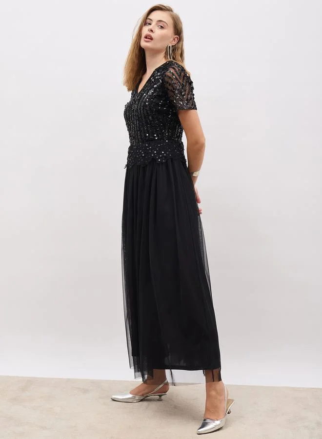 Styli Sequin Bodice Maxi Dress