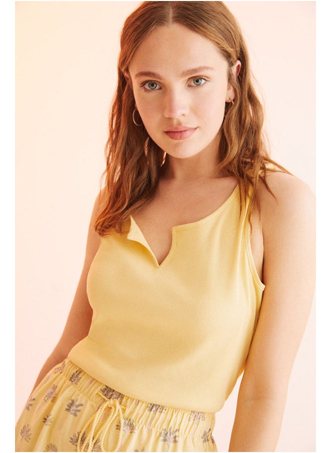 women'secret - Short pajamas with wide yellow straps - Image 1