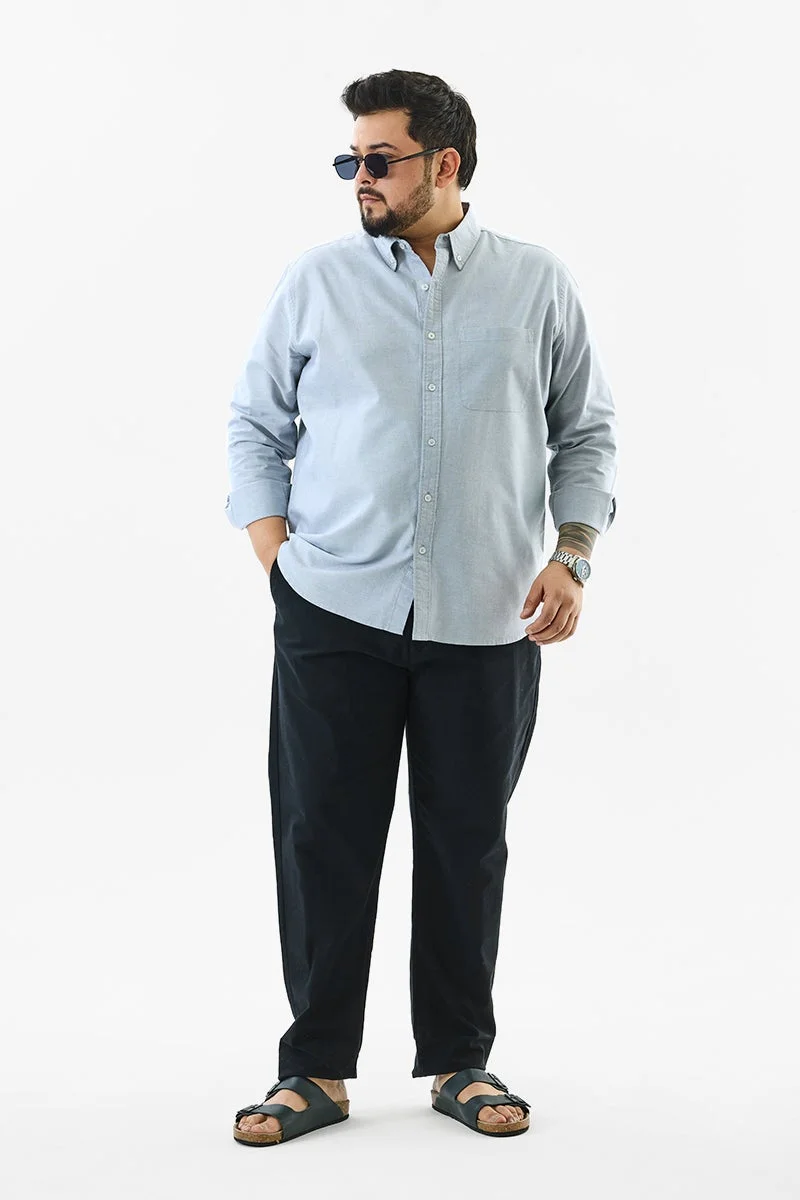 سنيتش قميص رجالي مقاس كبير بياقة وأزرار لون رمادي فاتح