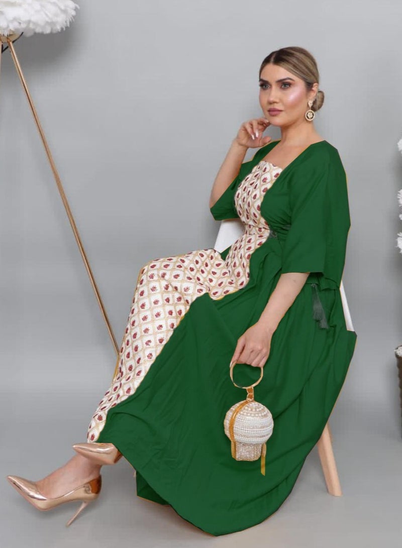 MyesuQ Green galabiya decorated with a pattern on the front - Image 1