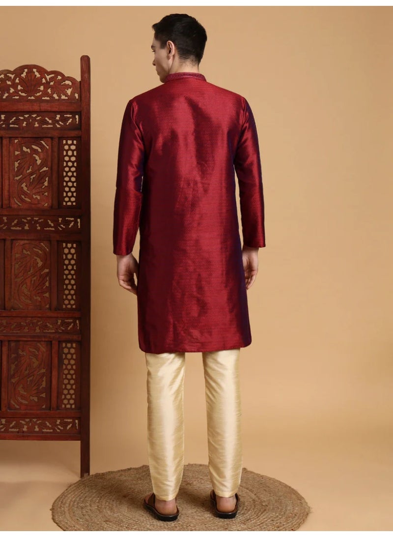 Devoiler Mens Maroon Self Design Jacquard Silk Kurta Set - Image 4
