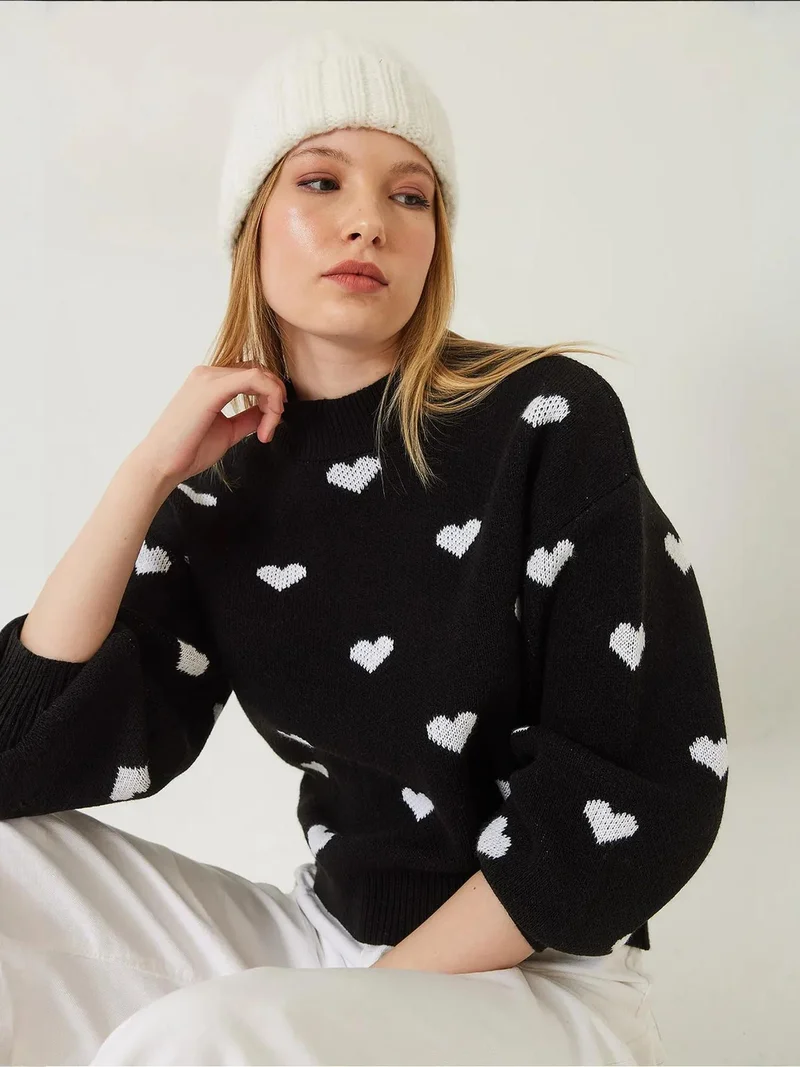 Bianco Lucci Multicolor LUCCI Heart Pattern Crew Neck Relaxed Fit Sweater for Women | Best Price UAE