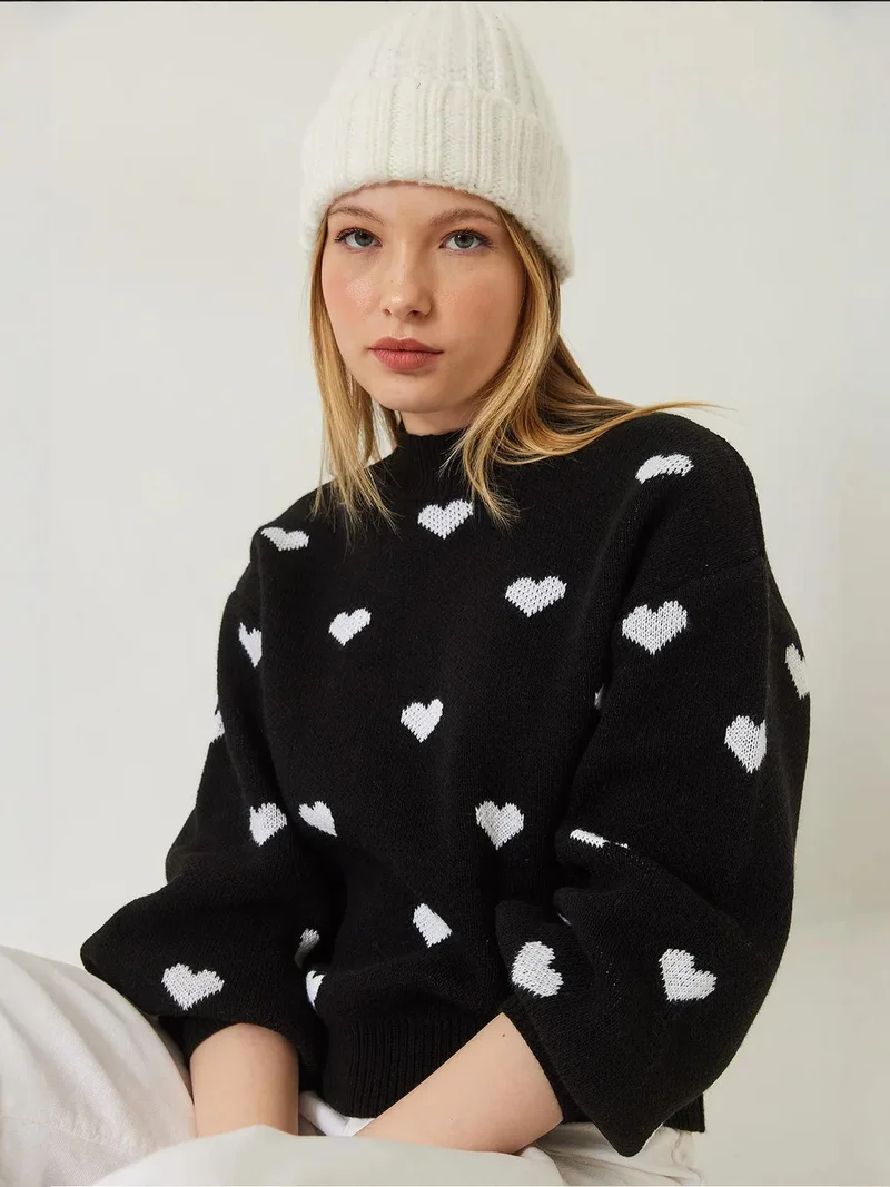 Bianco Lucci Multicolor LUCCI Heart Pattern Crew Neck Relaxed Fit Sweater for Women | Best Price UAE
