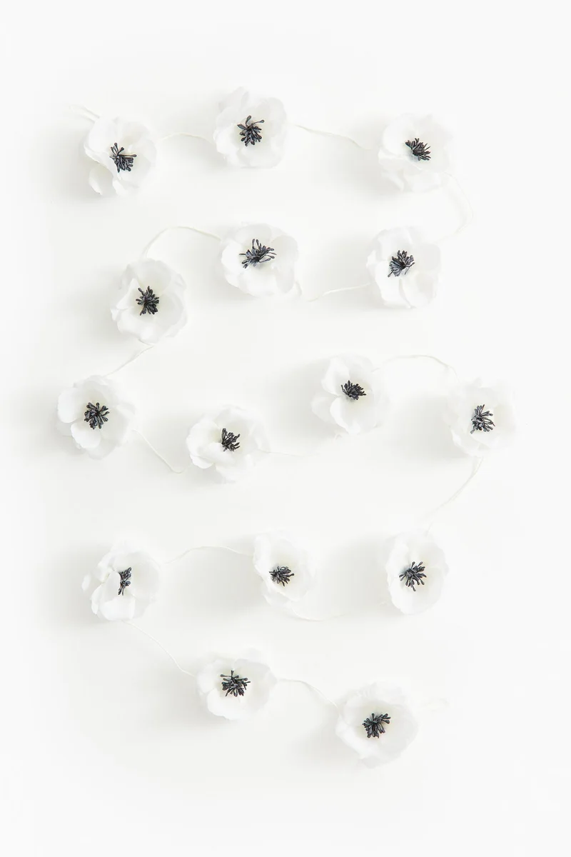 H&M Flower Garland