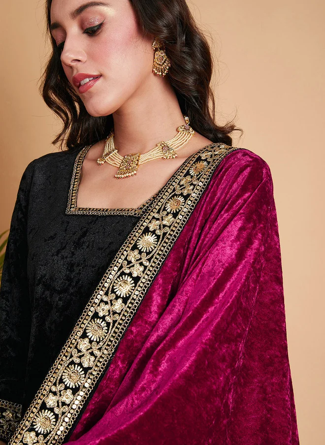 SASSAFRAS Velvet Sequinned Dupatta With Embellished Border For Women