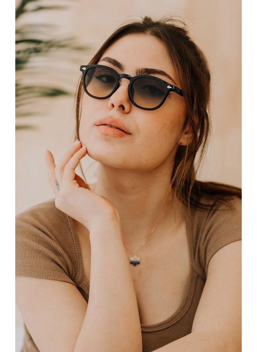 Tomy Timy VG1063 02 49 Unisex Sunglasses  - Image 1