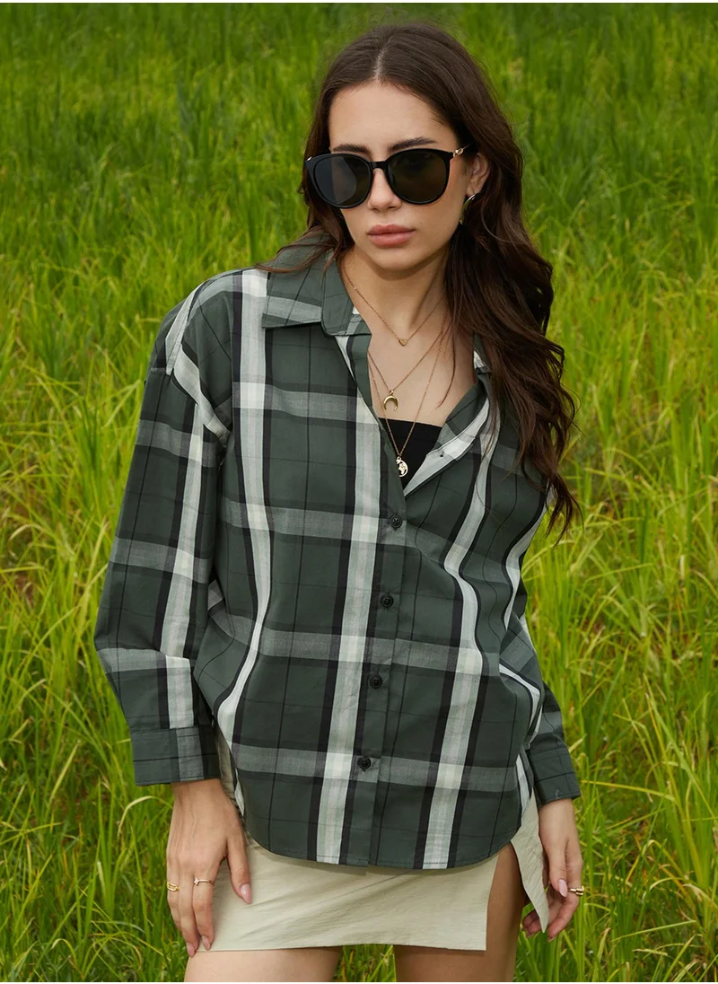 كامبوس سوترا Women's Emerald Green Tartan Plaid Oversized Shirt