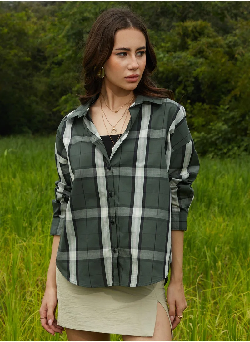 كامبوس سوترا Women's Emerald Green Tartan Plaid Oversized Shirt