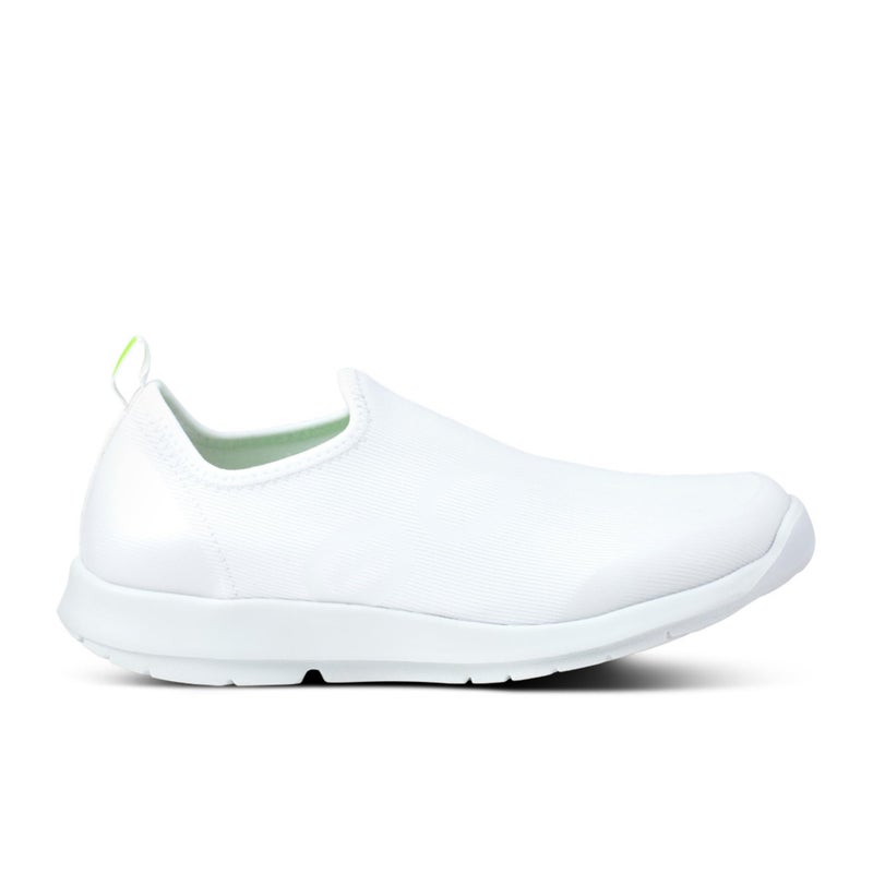 OOFOS OOmg Sport Low Recovery Shoe, White - Womenâ€™s Size 7 - Image 4