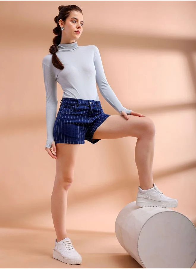 مرفوعة Women Slim Fit Casual Denim Shorts