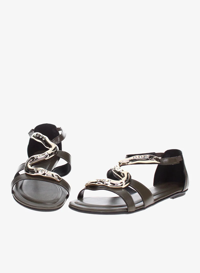 Beira Rio Olive Beira Rio Women’s Flat Summer Footwear – Lightweight Slip-On Comfort with Stylish Casual Design for Women | Best Price UAE