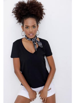 Tena Women's Black Front Short Back Long V Neck Jersey T-Shirt  - Image 3