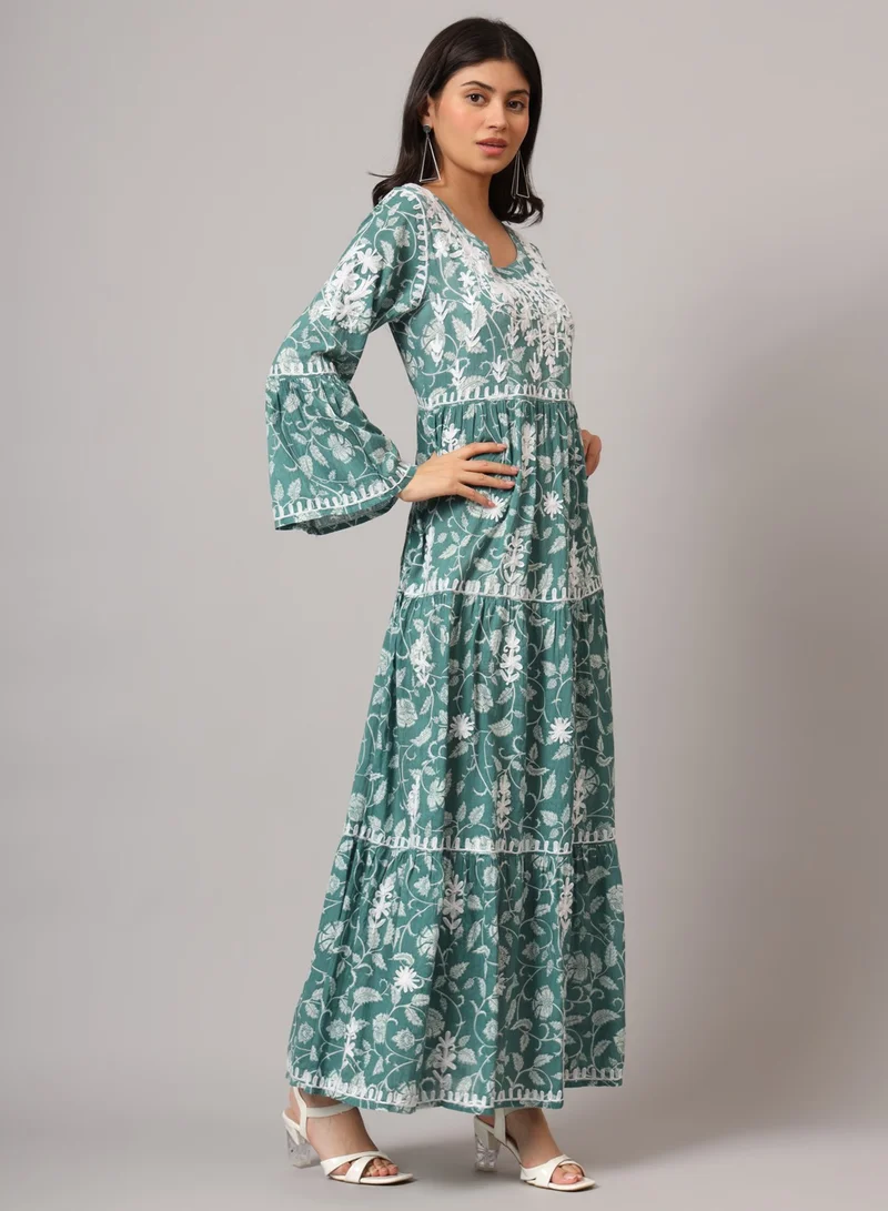 الايا جلابية شيكانكاري مطرزة يدوياً على شكل حرف أ من القطن مولمول-AL3673