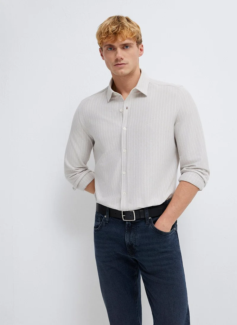 Mavi Solid Regular Fit Shirt