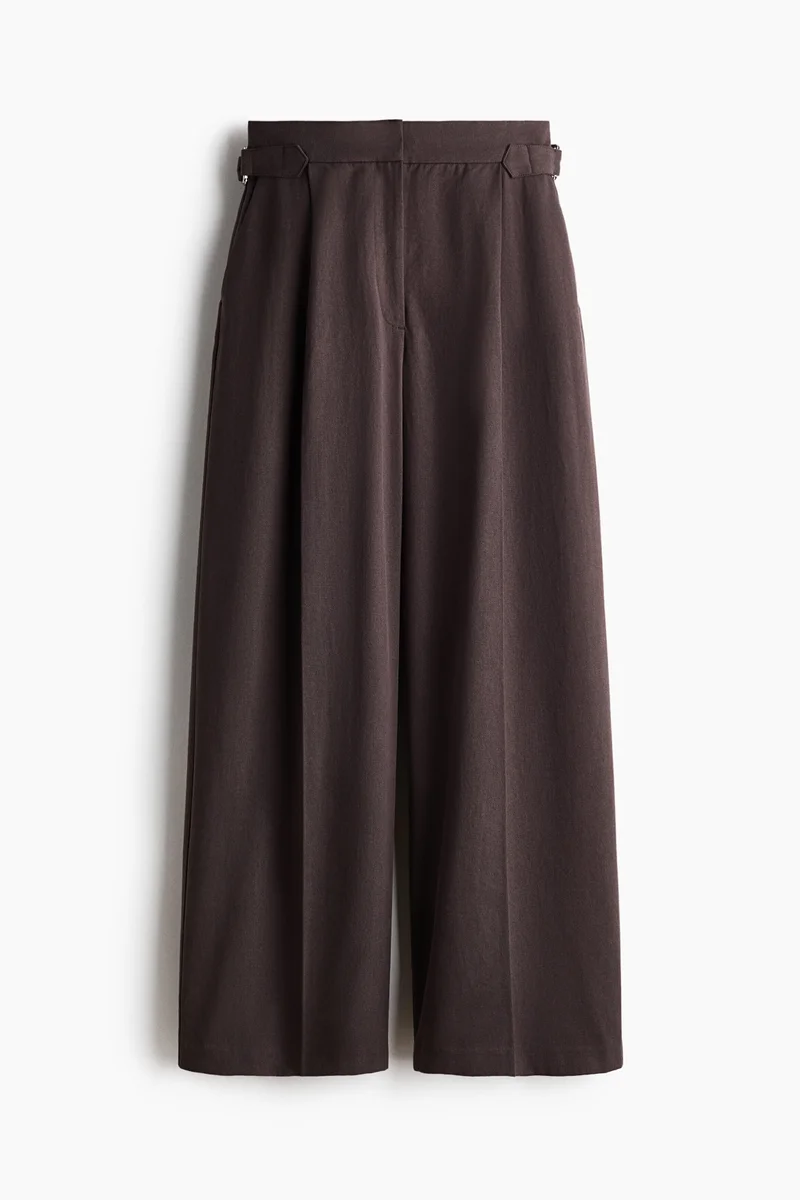 Wide tailored trousers