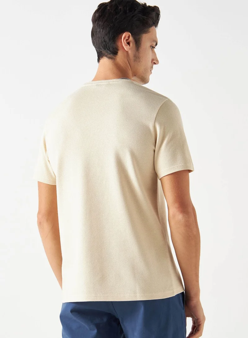 Iconic Essential Crew Neck T-Shirt