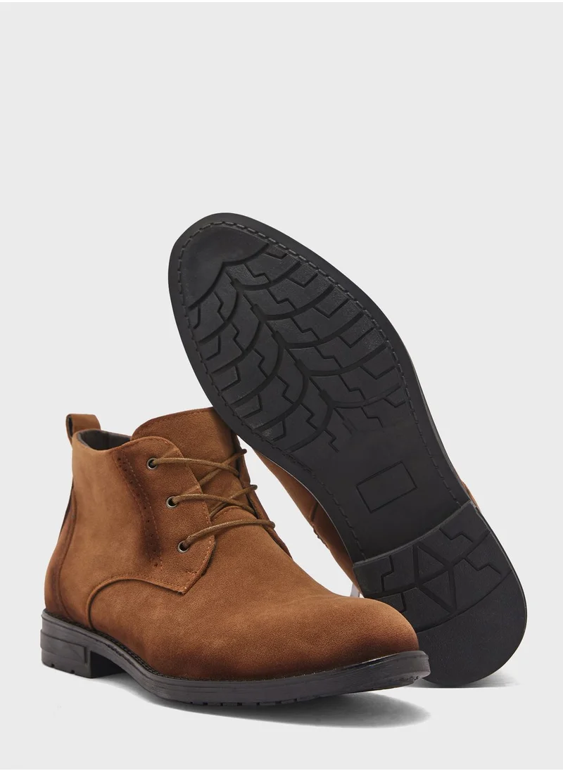 Robert Wood Casual Welted Chukka Boots