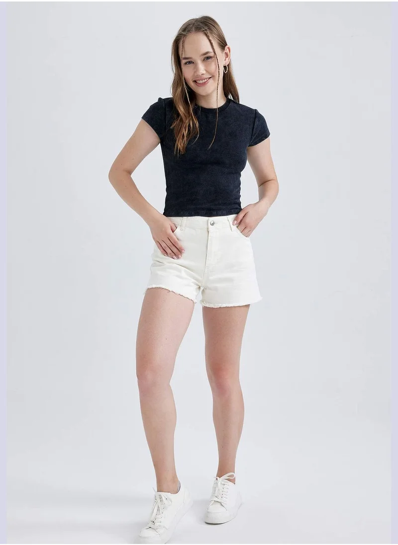 ديفاكتو Woman Knitted Short Sleeve T-Shirt