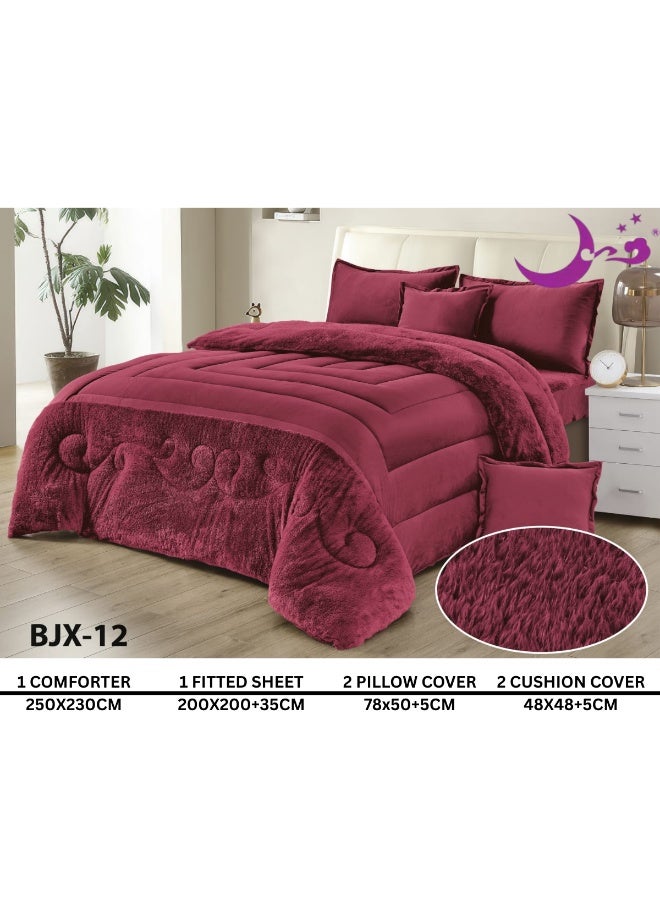 Moon Bedding set consisting of 6 pieces - 1 double winter bedspread, reversible (one side velvet, one side faux fur) + 1 fitted sheet + 2 pillowcases + 2 square cushion covers - Bedspread size 250X230 cm - Image 3