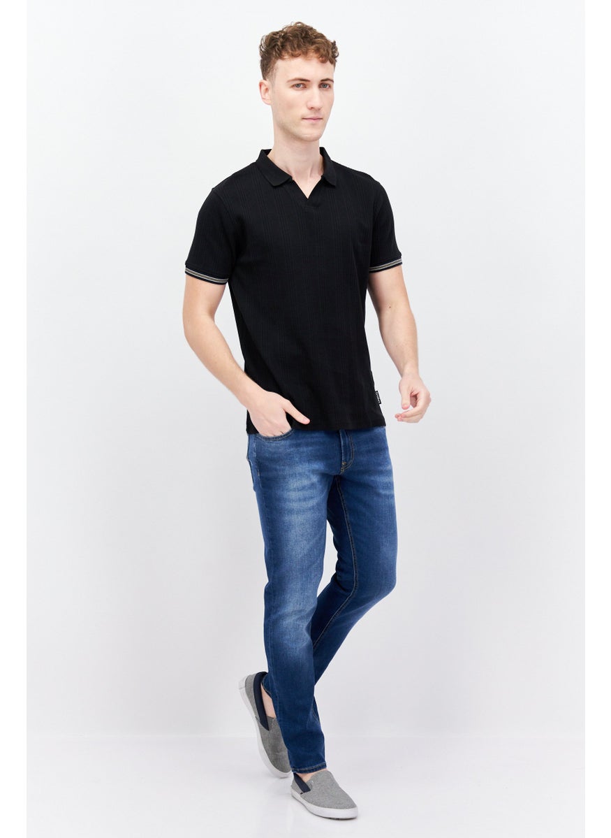 Men Regular Fit Short Sleeve Textured Polo Shirt, Black - pzsku/Z01CAEF8E45494B3CF710Z/45/_/1727187680/66e94e10-3484-48ad-9c2a-8c03cee684bd