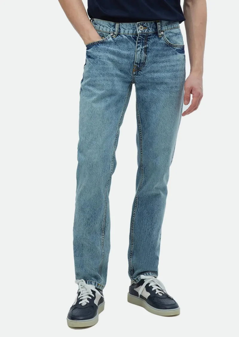 رامسي بنطلون جينز أزرق داكن بقصة عادية مصنوع من القطن بنسبة 100%