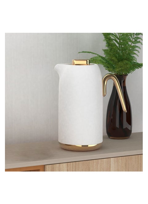 Thermos for tea and coffee