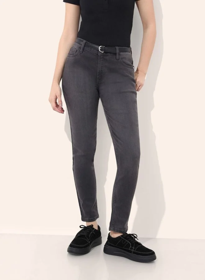 Women Slim Fit Solid Mid Rise Jeans