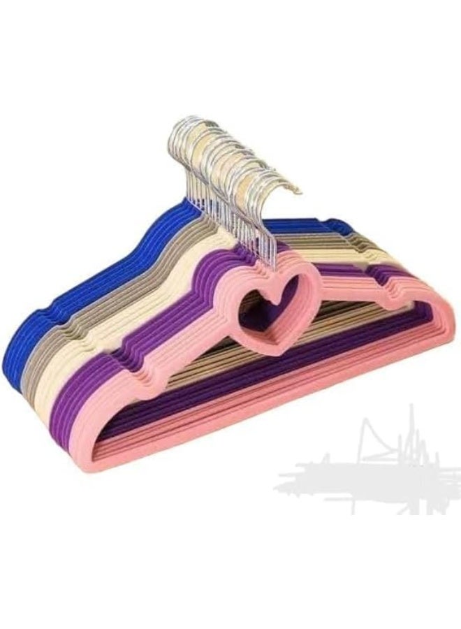 A 5-piece set of excellent quality velvet hangers with a heart design for clothes. - Image 1