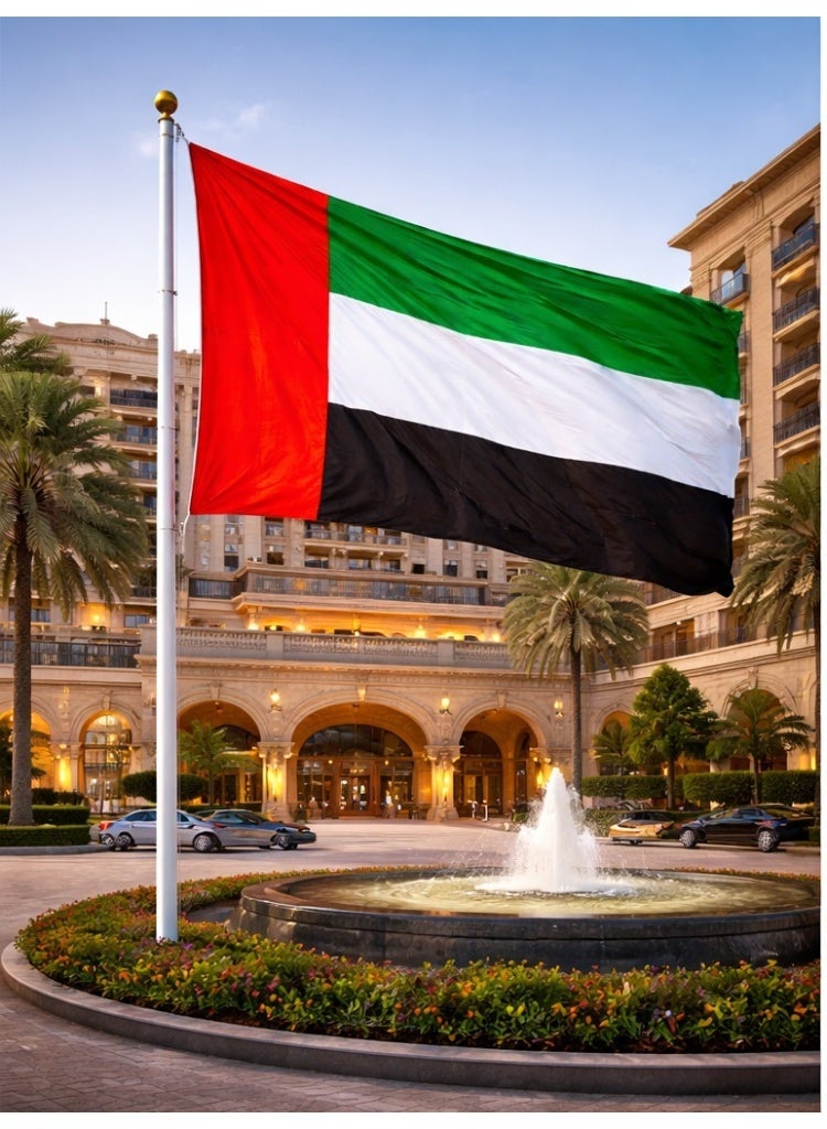 إي وورلد علم الإمارات للاحتفالات باليوم الوطني | قماش عالي الجودة | للاستخدام الداخلي والخارجي | متوفر بـ 3 مقاسات - Image 2