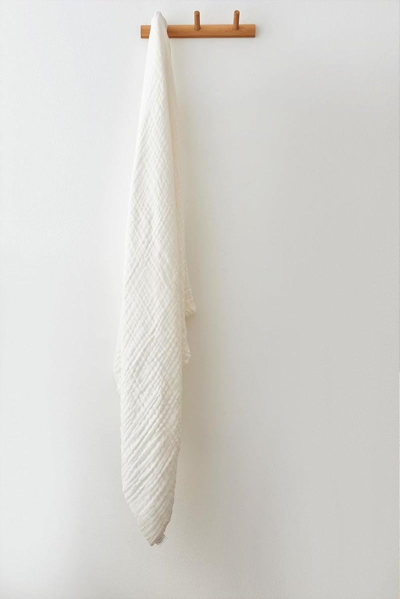 Anvi Baby Set of 3 Organic 6-Layered Muslin Bath Towels - White - Image 3