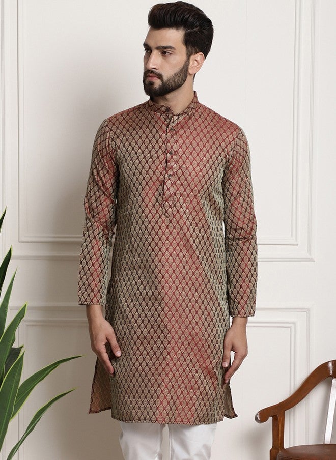Sojanya Maroon & Golden Ethnic Motifs Jacquard Silk Kurta for Men - Image 1