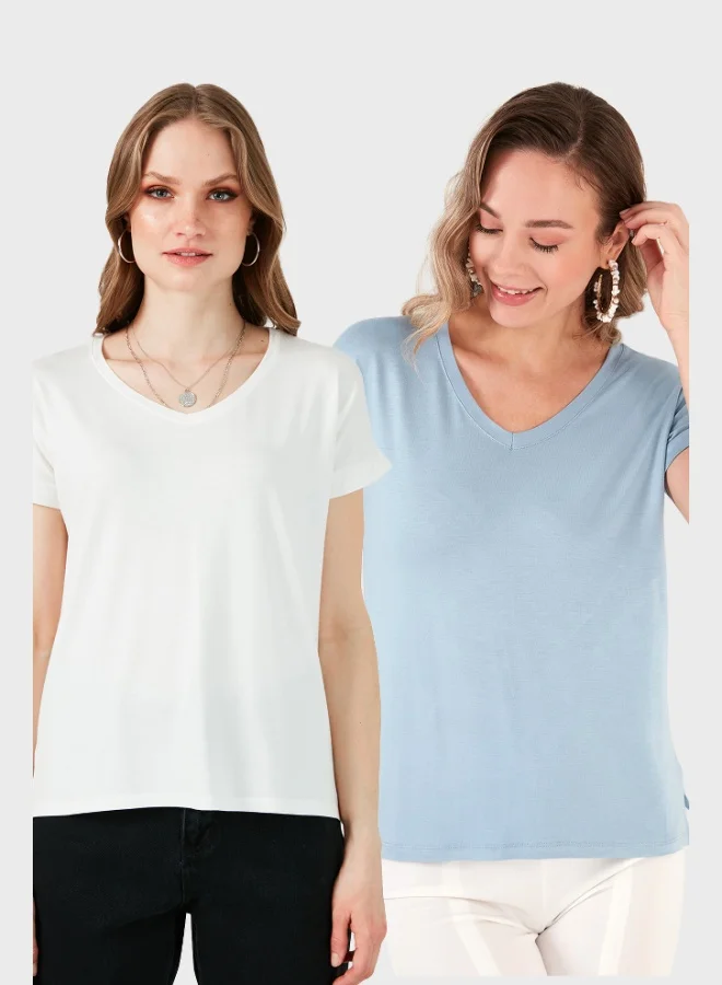 ليلا بلوزة نسائية بياقة على شكل حرف ، قصة مريحة، تفاصيل فتحات جانبية، عبوة من قطعتين