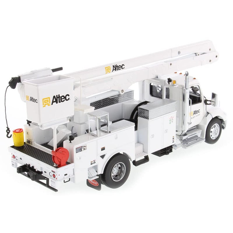 Diecast Masters 1:32 Scale Peterbilt Model 536 with Altec AA55 Aerial Service Body, White cab & White Body | Transport Series Model 71105 - Image 5