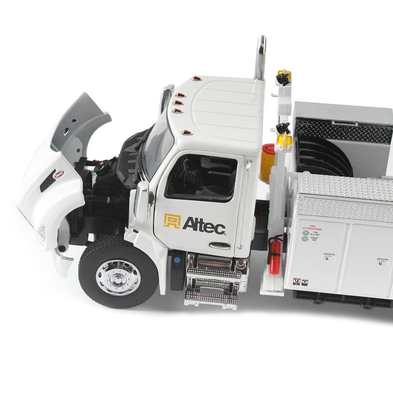 Diecast Masters 1:32 Scale Peterbilt Model 536 with Altec AA55 Aerial Service Body, White cab & White Body | Transport Series Model 71105 - Image 3