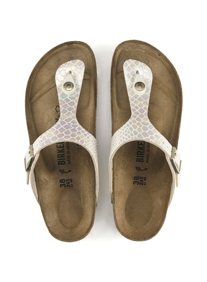 BIRKENSTOCK Gizeh Toe-Post Leather Sandals - Image 4