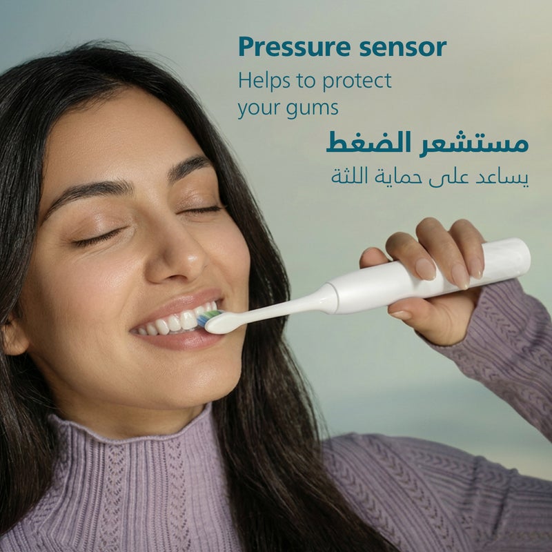 فيليبس سونيكير سلسلة 1100، فرشاة أسنان كهربائية، لون أبيض، عناية أساسية بتقنية الاهتزازات الصوتية، ميزة البدء السهل، قابلة لإعادة الشحن. تتضمن: مقبض واحد، رأس فرشاة واحد (إنتيركير)، وكابل شحن واحد. - Image 4