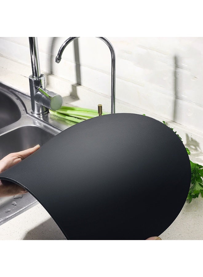 هومستر لوح قطع مضاد للميكروبات -لوح قطع المطبخ شبه الدائري مع سطح غير منزلق، لوح بلاستيكي مرن لطعام الأطفال، قابل للثني لنقل الطعام بسهولة والتخزين الدائم 30x26x0.4 سم، أسود - Image 4