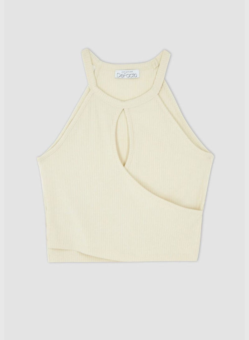 DeFacto Woman Fitted Crew Neck Vest - Image 3