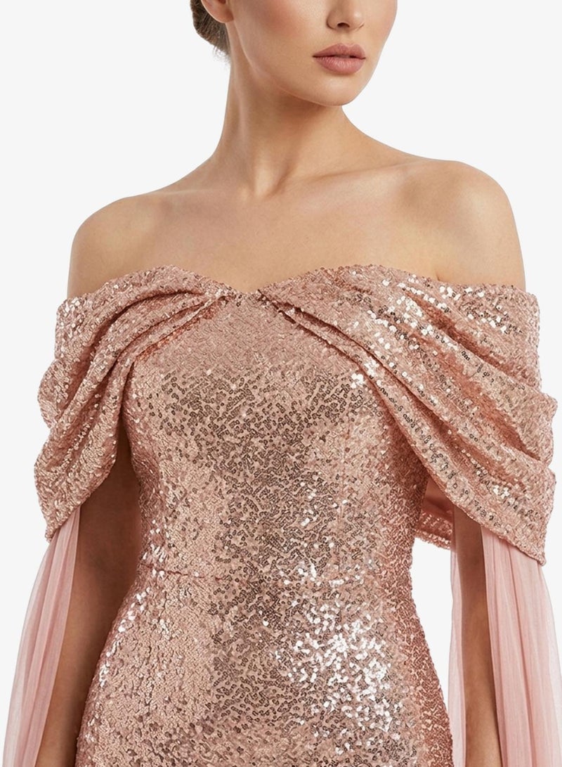 نمشي x فستان سهرة لامع بأكمام وذيل - Image 3