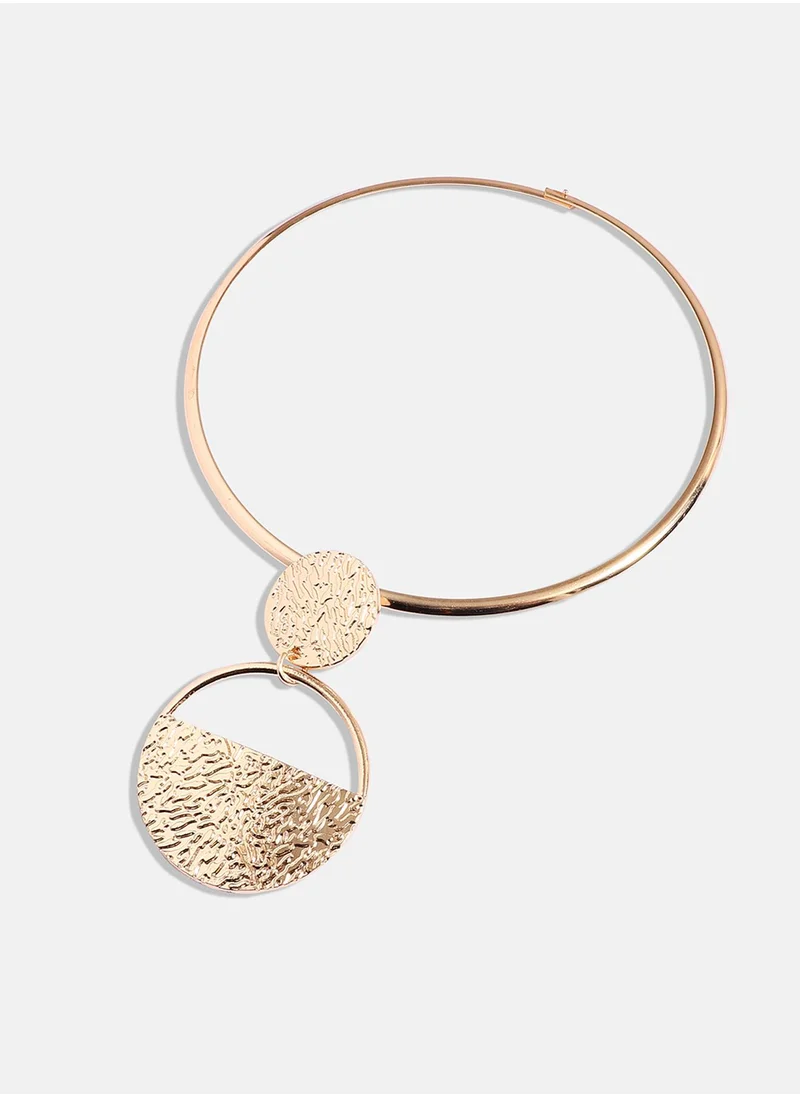 SOHI Gold-Coloured Metallic Circular Jewellery Set