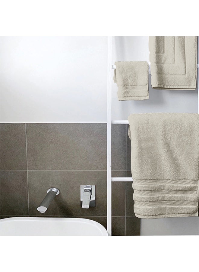 Lavish Touch Ultima 4 Pack Premium Bath Towels Set (70 x 140 cm) 100% Cotton 700 GSM, Zero Twist Bath Towel 4 colours, Highly Absorbent Quick Drying - Image 2