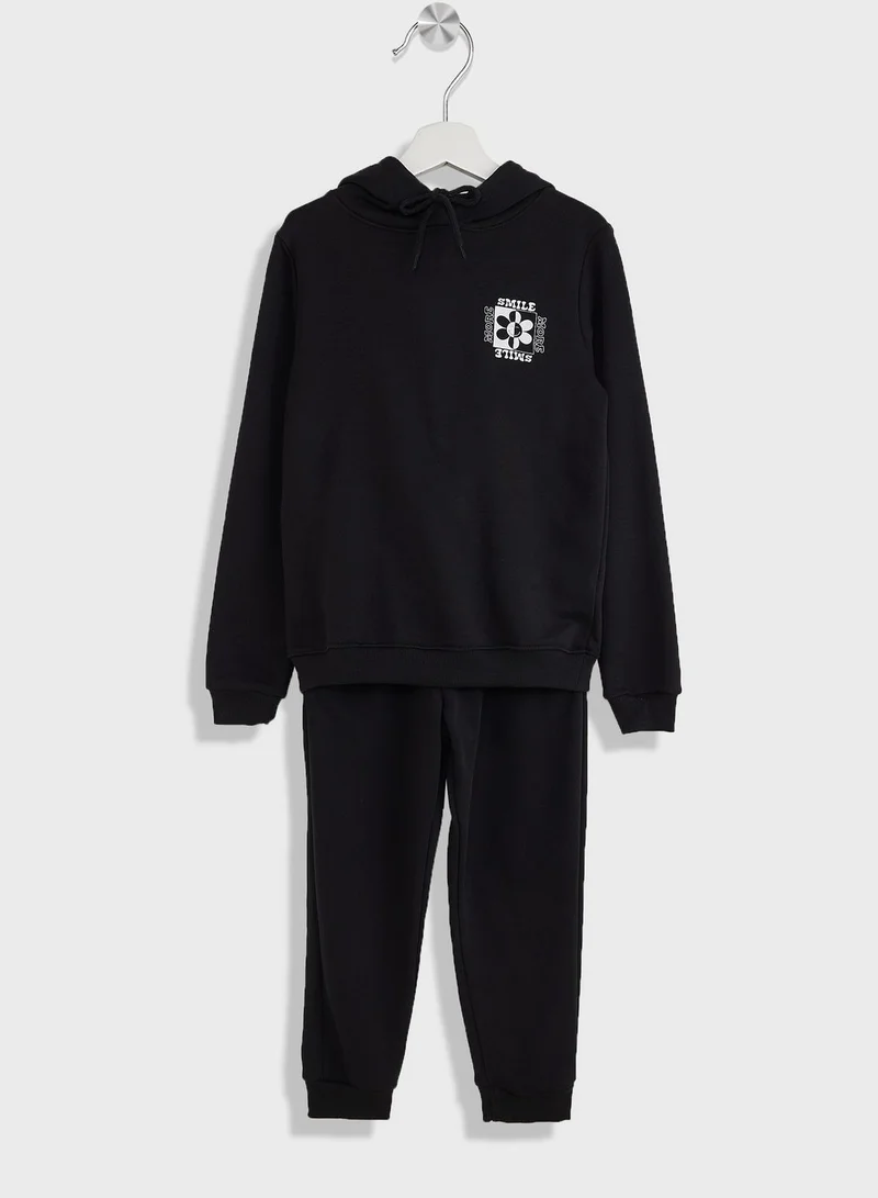 Pinata Girls Graphic Printed Hoodie And Jogger Set